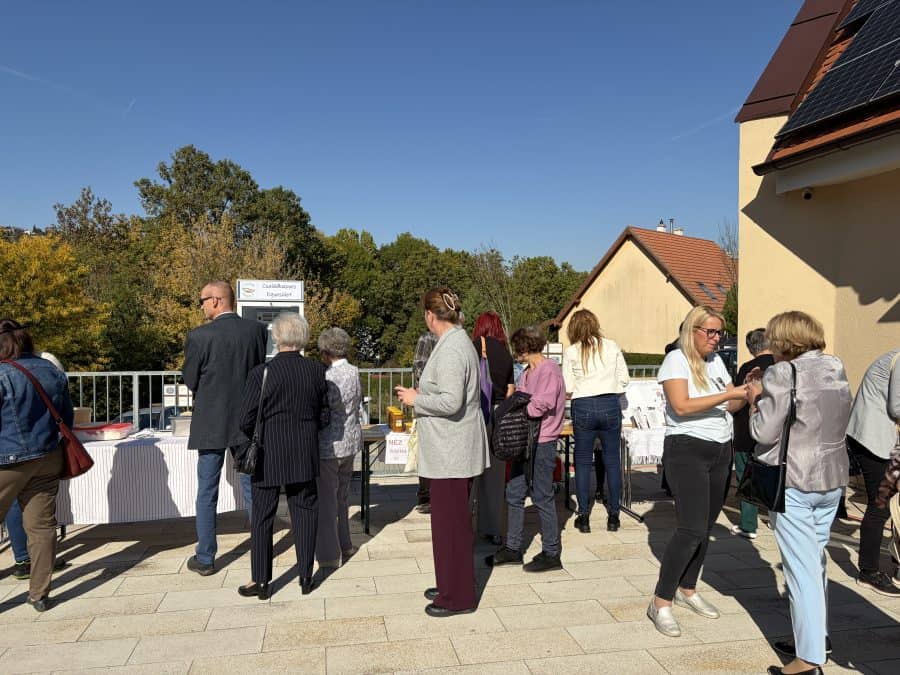 Termelői piac a Közösségi Ház teraszán